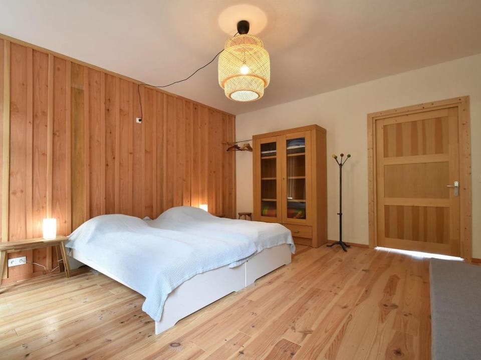 Mansion in Cuzy with Pool and Scenic Views Vacation rental in Bourgogne-Franche-Comté