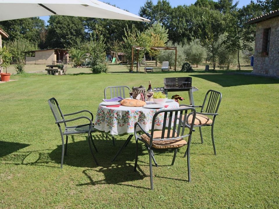 Apartment in Todi with Pool and Garden Vacation rental in Umbria