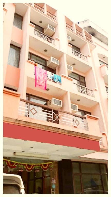 Goroomgo Shakuntala Katra Vaishno Devi Near Bus Stand Hotel in Punjab