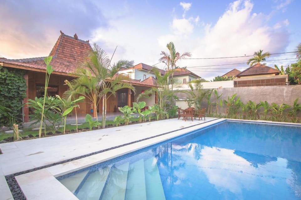 Red Gong Hotel in North Kuta