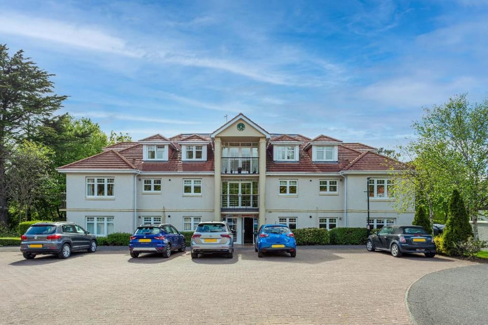 Turnberry Serviced Apartments Apartment in England