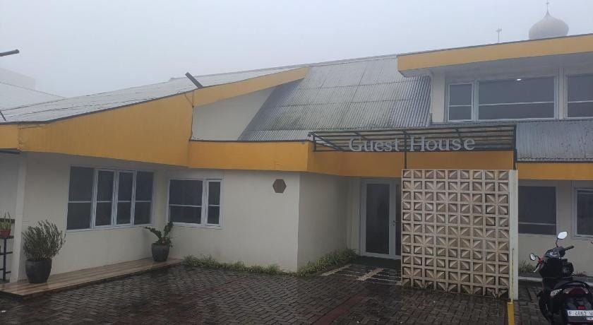 Mamifokobo Guest House Hotel in West Java