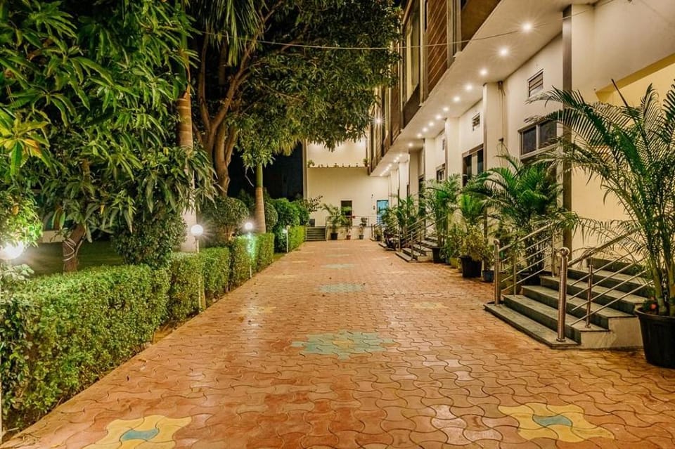 Hotel Aditya Palace Hotel in Rajasthan