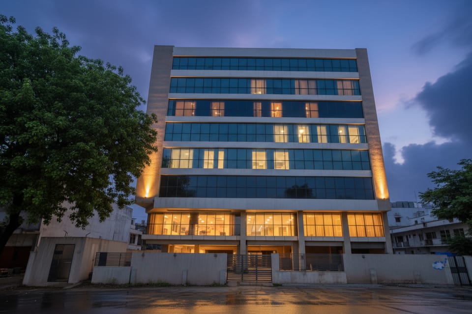 FabHotel Royal International - Nr. Mumbai International Airport Hotel in Mumbai