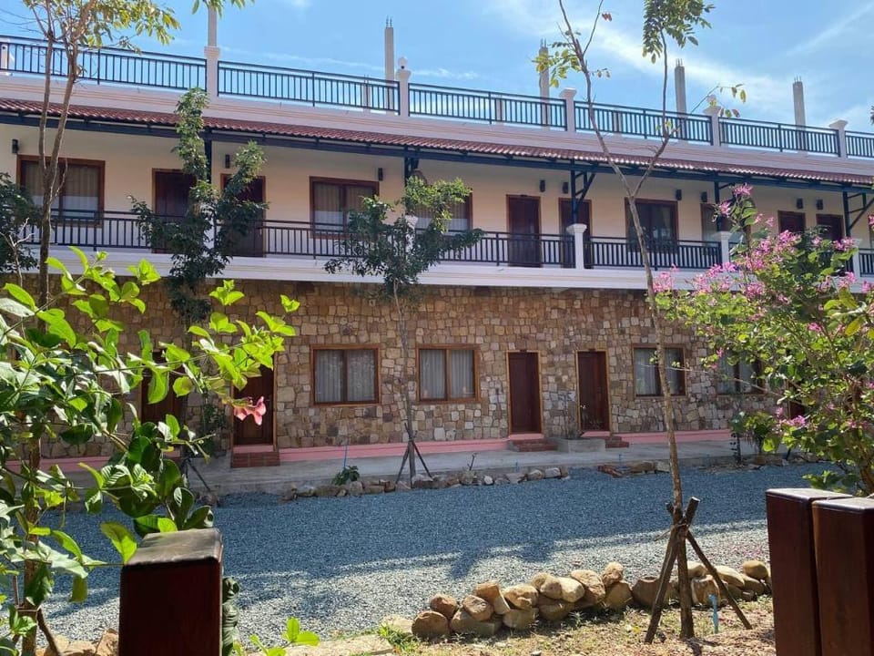 The P2 Kep Guesthouse Hotel in Cambodia