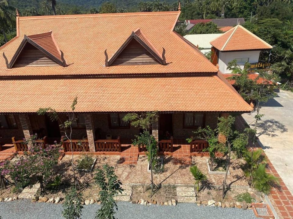 The P2 Kep Guesthouse Hotel in Cambodia