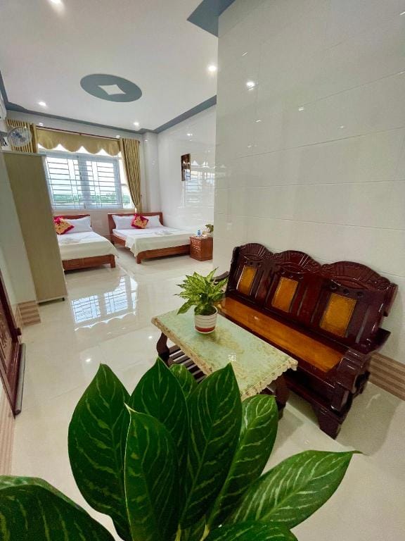 KHACH SAN HUYNH MAI Apartment in Cambodia