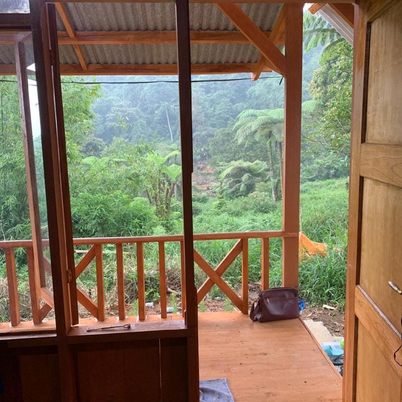 V Serena 5mnt jln kaki keCurugPangeran LembahTepus Villa in West Java