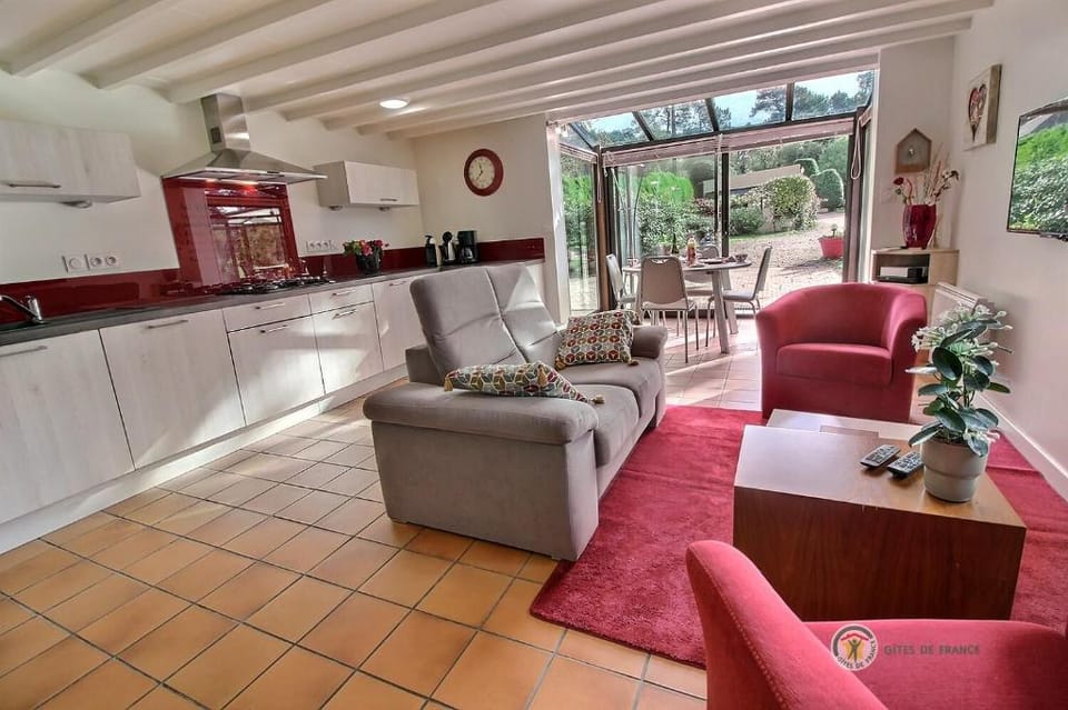at the gite du bois damore in a quiet area 25km from the city - from the sea Vacation rental in Paimpol