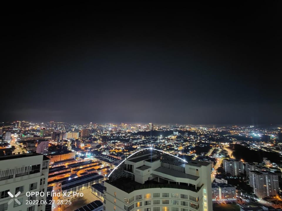 Amazing Sky and sea view 38 apartment Apartment in Malacca