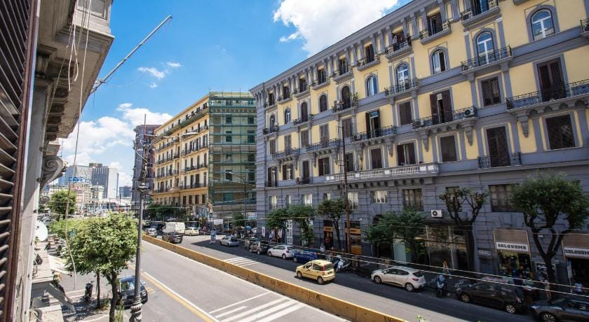 Napoli'S Gold Apartment in Naples