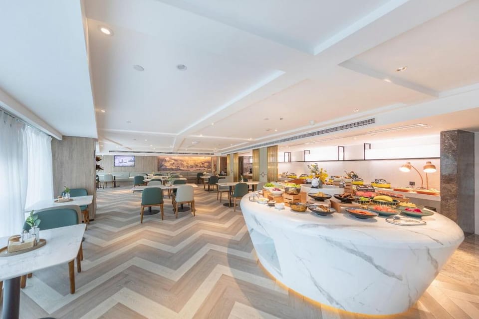 Atour Hotel Meishan Government Affairs Center Hotel in Beijing