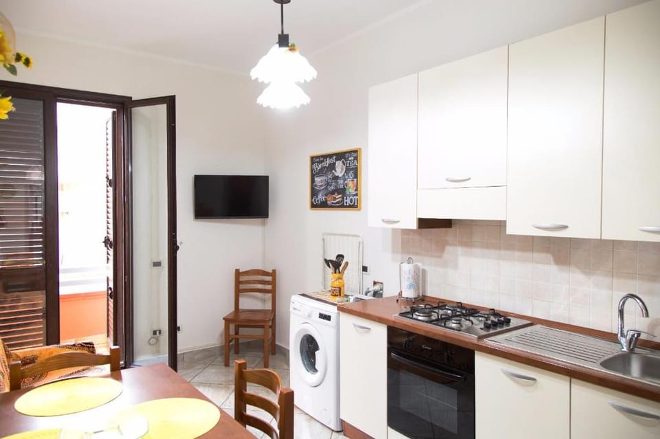 BY THE SEA casa vacanze Unit 2 Apartment in Terrasini