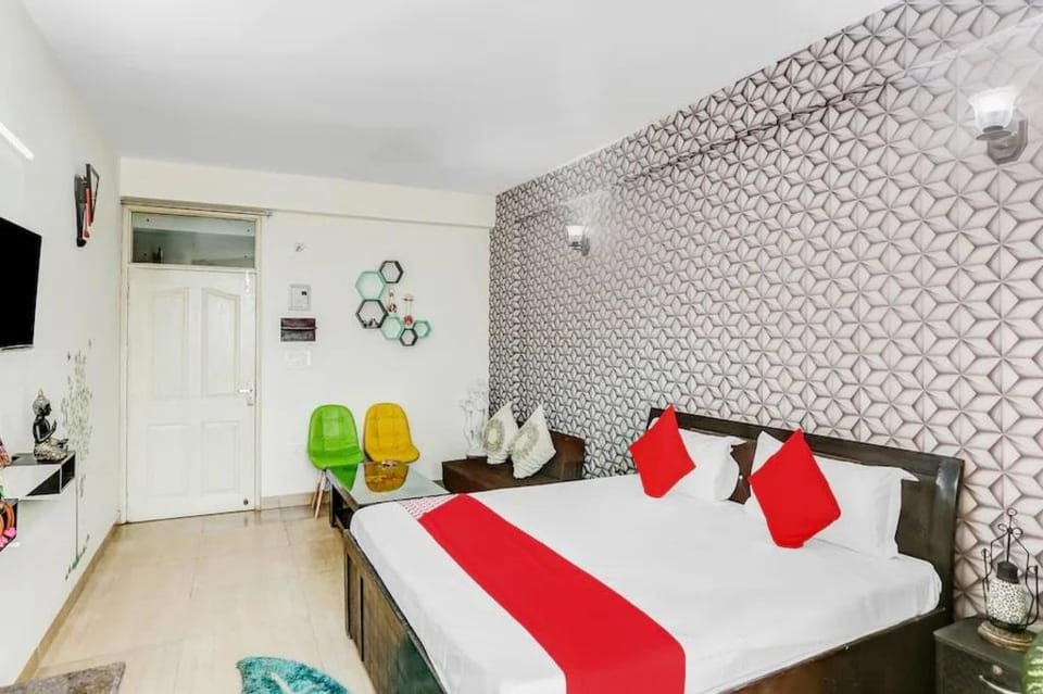 Krishna Orchad Apartment in Noida