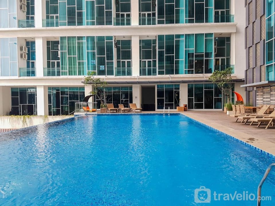 High Floor Studio Brooklyn Alam Sutera By Travelio Apartment in West Java