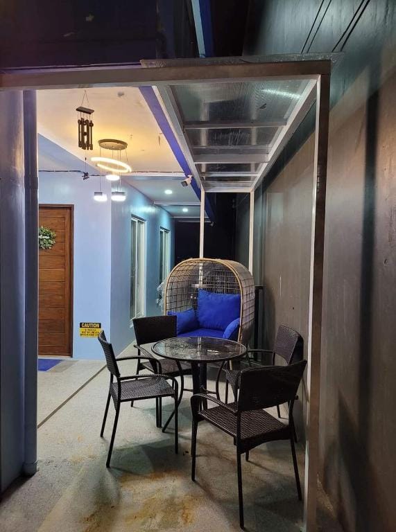 G/F 2BR Premier Unit with Balcony and view Apartment in Baguio