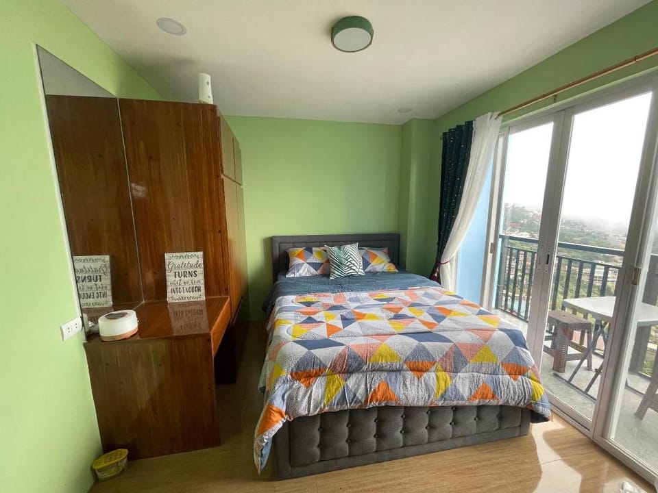 G/F 2BR Premier Unit with Balcony and view Apartment in Baguio