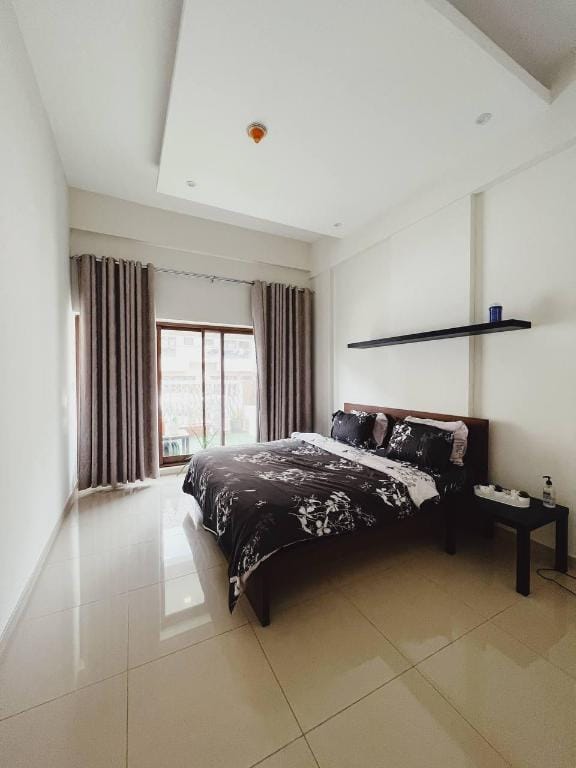 Lovely spacious 1 bedroom with a garden Vacation rental in Dubai