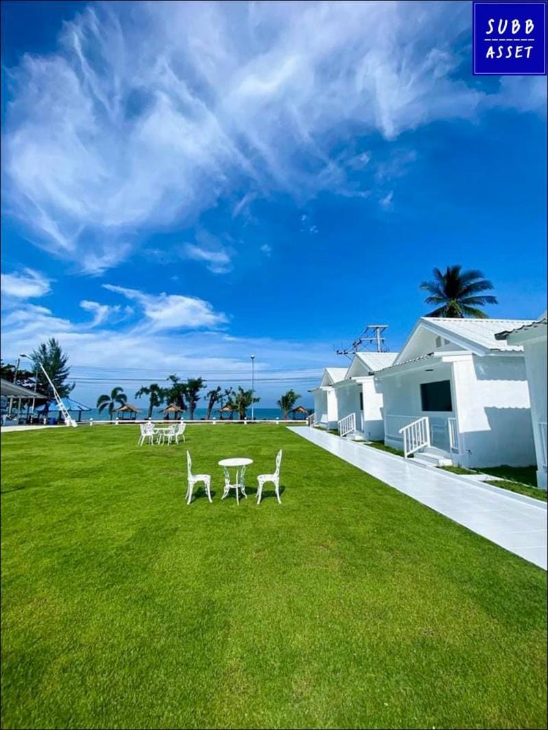 Beachfront Resort for 42 Person | SamRoiYot Beach Vacation rental in Prachuap Khiri Khan, Thailand