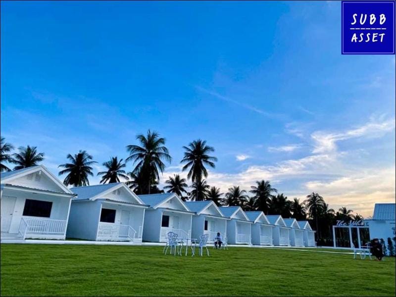 Beachfront Resort for 42 Person | SamRoiYot Beach Vacation rental in Prachuap Khiri Khan, Thailand