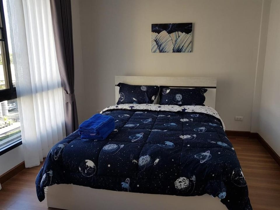Townhouse 5 mins from Central Airport Plaza Vacation rental in Chiang Mai