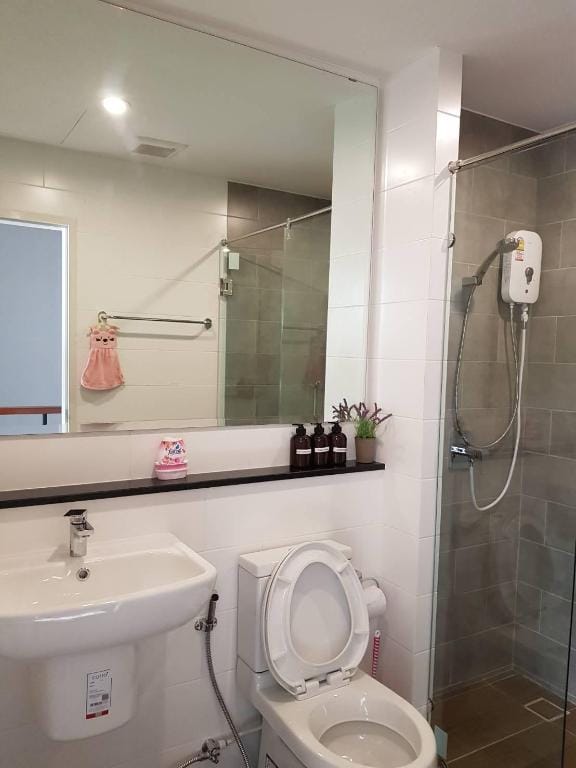 Townhouse 5 mins from Central Airport Plaza Vacation rental in Chiang Mai