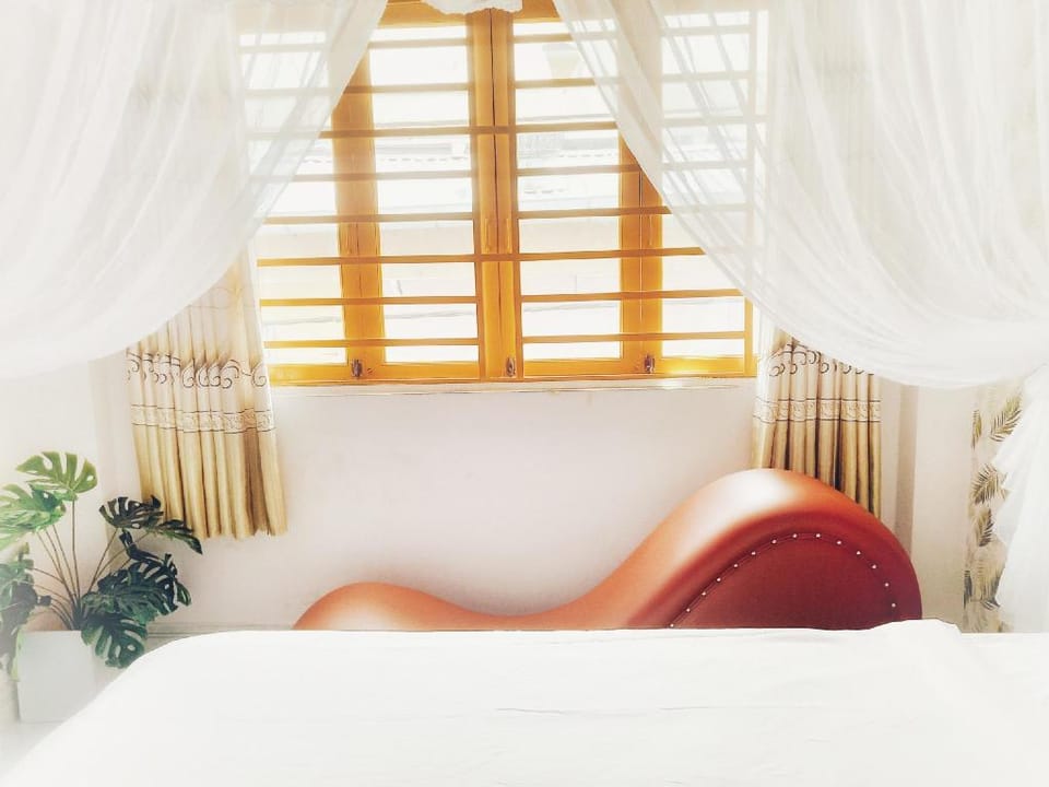 Romantic room with cosplay and tantra in Center d1 Apartment in Ho Chi Minh City