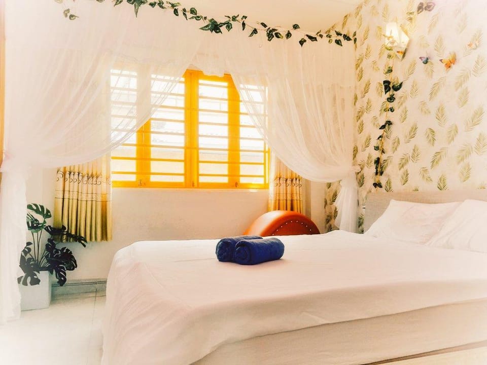 Romantic room with cosplay and tantra in Center d1 Apartment in Ho Chi Minh City