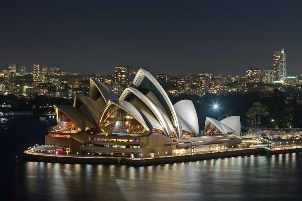 A Chic Beach Studio, 5min stroll to Bondi Beach Vacation rental in Sydney
