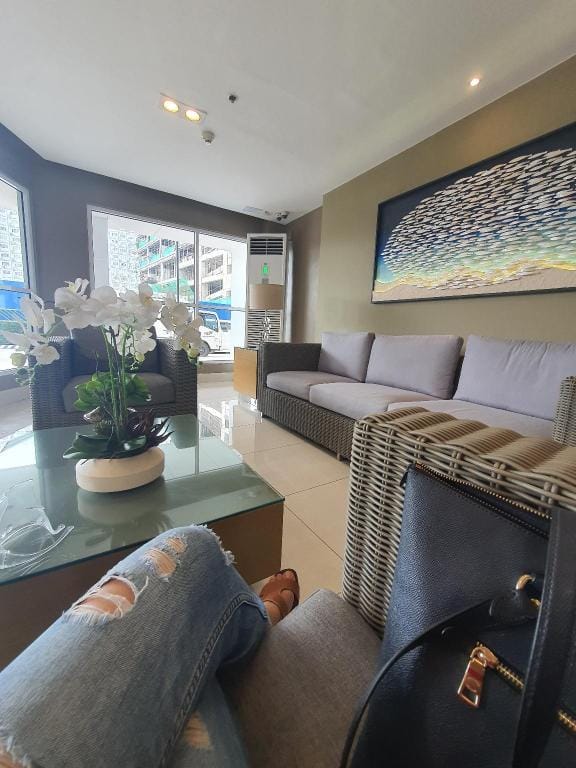 EZ Stay Condotel Sea Residences Apartment in Pasay