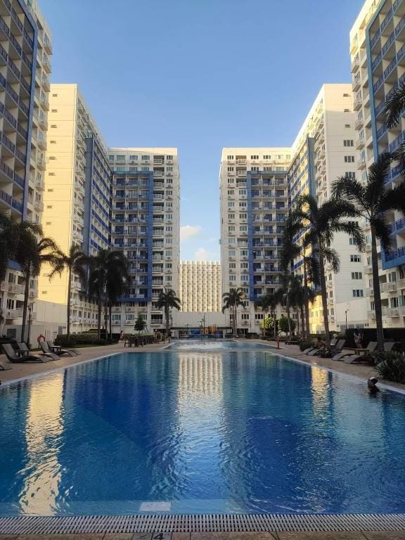 EZ Stay Condotel Sea Residences Apartment in Pasay