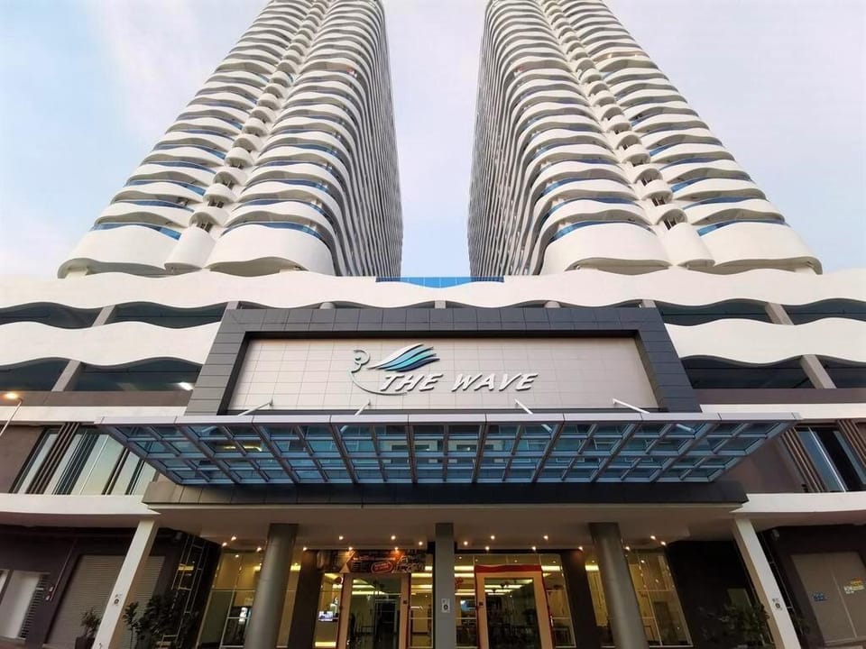 Suite Stay@The Wave Melaka /Corner unit Apartment in Malacca