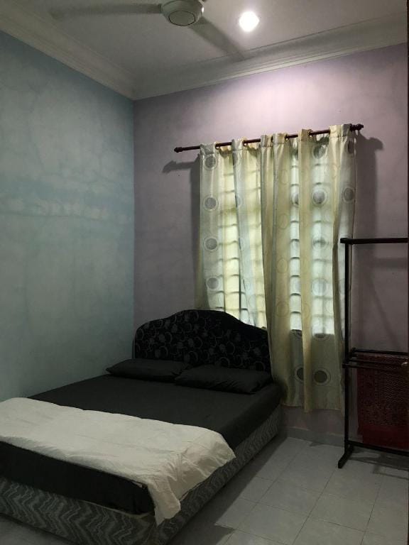 HOMESTAY TOK MA 1 ALUR TUMAN MARANG Vacation rental in Terengganu, Malaysia