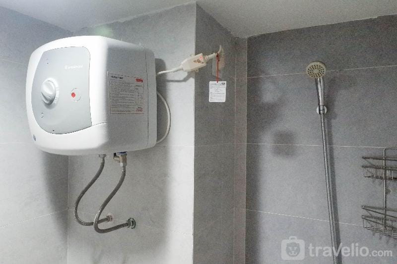 Cozy Stay Studio Taman Melati Surabaya By Travelio Apartment in Surabaya