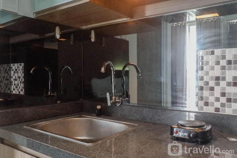 Cozy Stay Studio Taman Melati Surabaya By Travelio Apartment in Surabaya