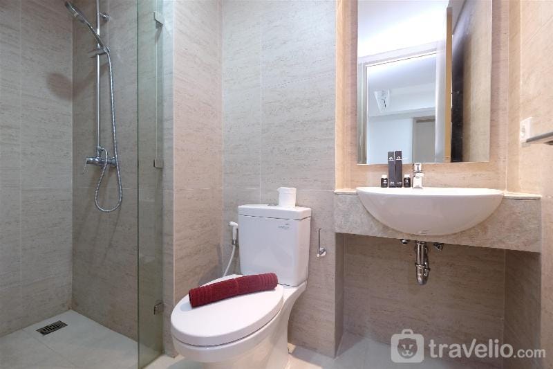 Comfort & Minimalist 2BR at Gold Coast By Travelio Apartment in Jakarta