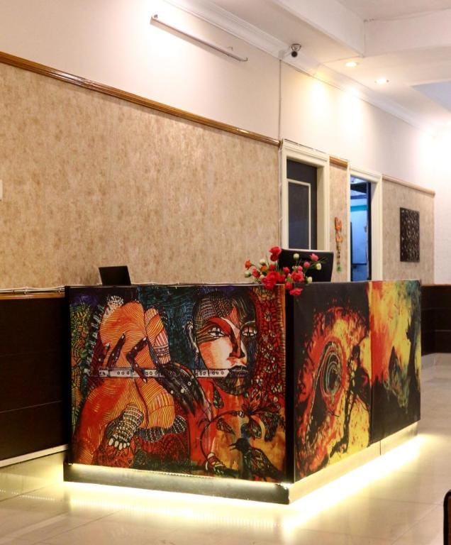 CrossRoads Bed and Breakfast in Kolkata