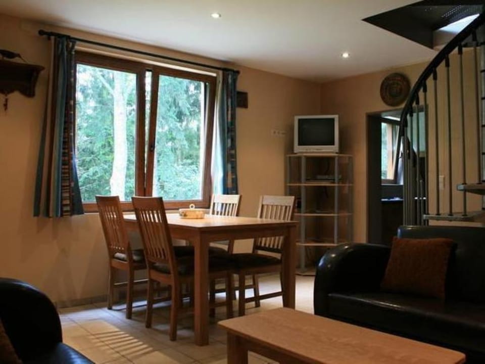 Cozy Forest Cottage in Awenne Vacation rental in Wallonia, Belgium