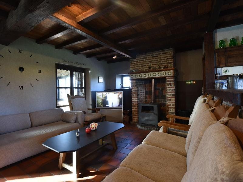 Appealing Chalet in Westouter with Garden Vacation rental in Flanders