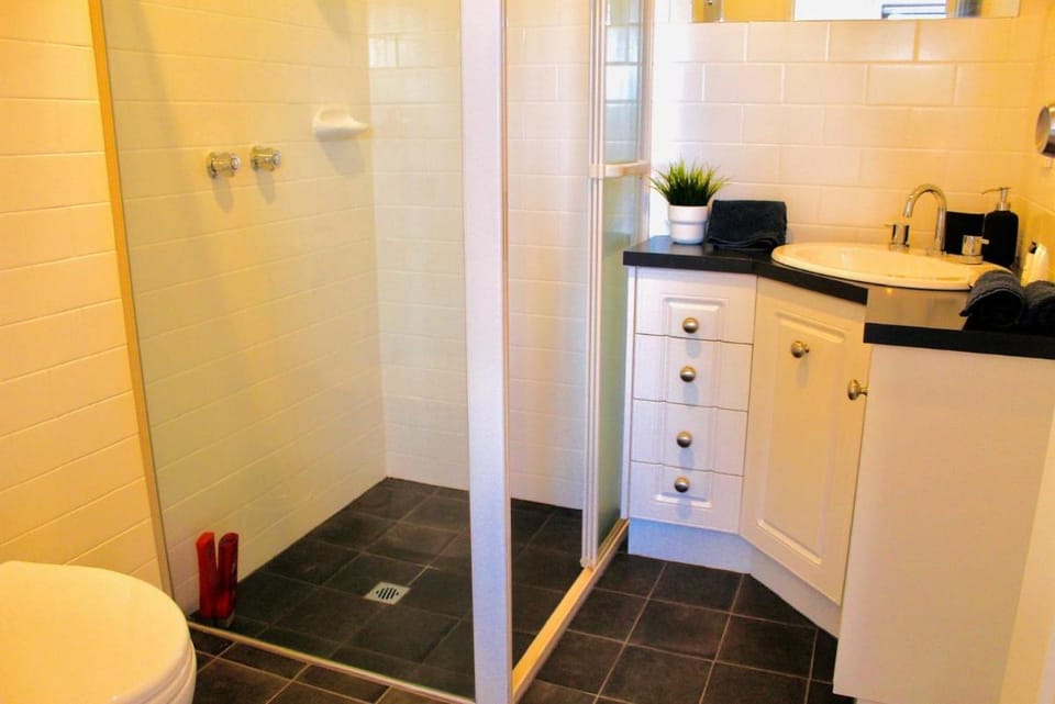 Vista Victor Harbor Beachfront Apartment No 4 Apartment in Victor Harbor