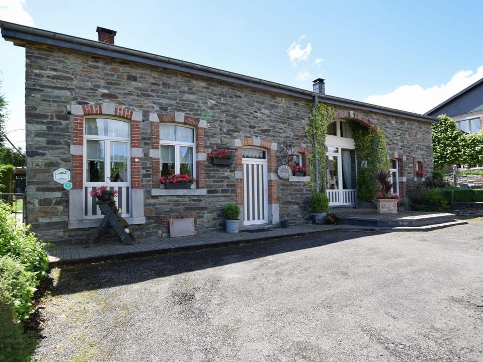 Family Villa with Sauna Vacation rental in Wallonia, Belgium