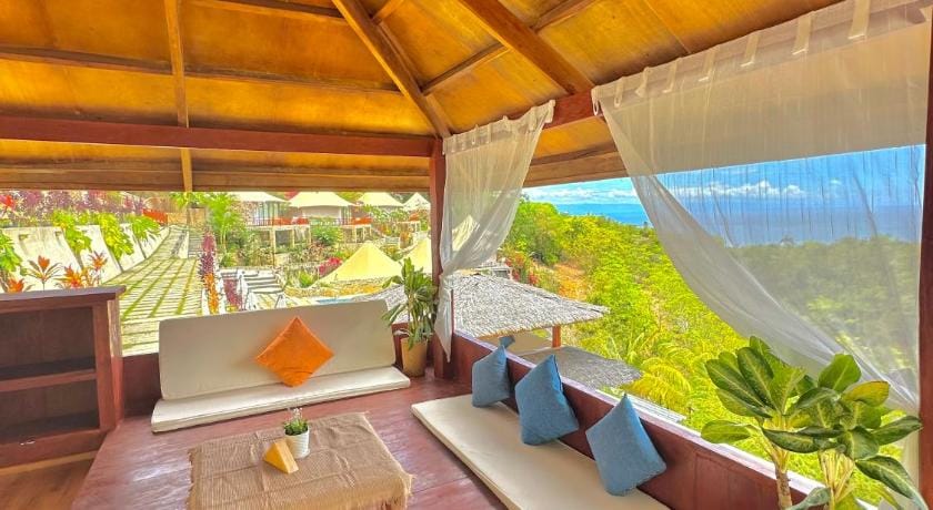 InSense Mountain Resort Hotel in Siquijor