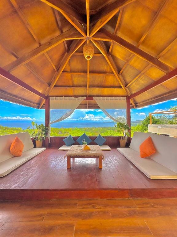 InSense Mountain Resort Hotel in Siquijor