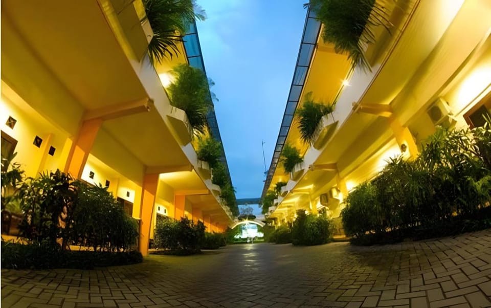 PURI PERDANA HOTEL Hotel in East Java