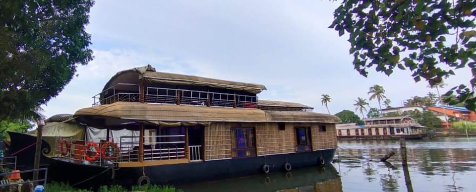 Private Houseboats Docked boat in Alappuzha