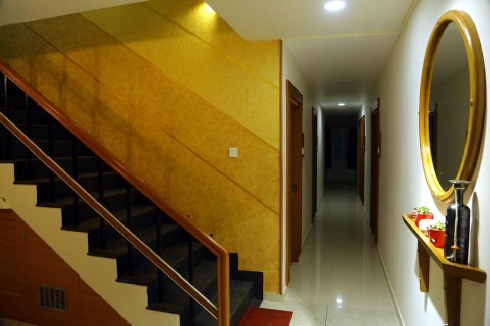Calicut Palm Residency Hotel in Kozhikode