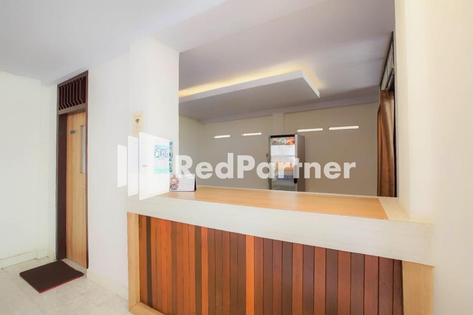 Hatta Guest House Syariah near Hayam Wuruk Jelutung Mitra RedDoorz Hotel in Indonesia