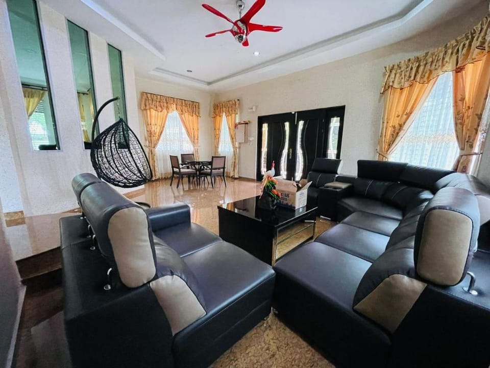 Seri Pangkor Homestay Vacation rental in Perak
