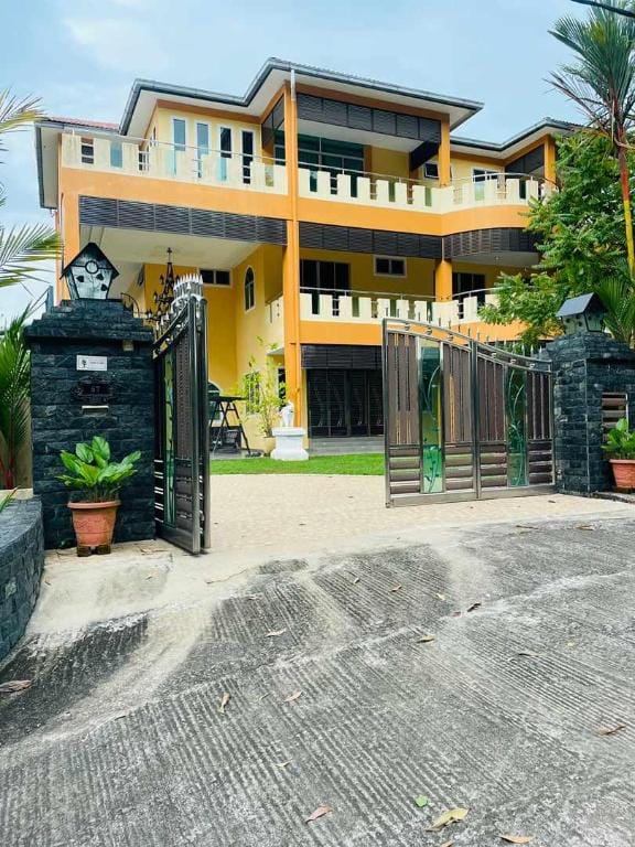 Seri Pangkor Homestay Vacation rental in Perak