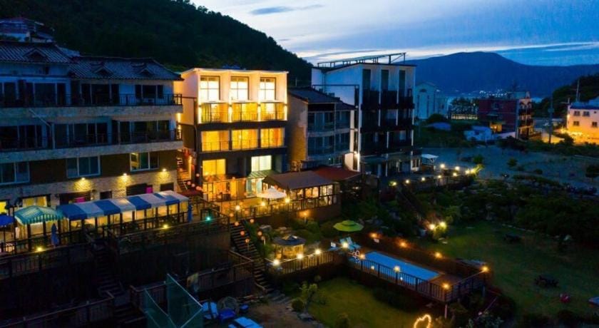 Geojae Mins Pension Bed and Breakfast in South Korea